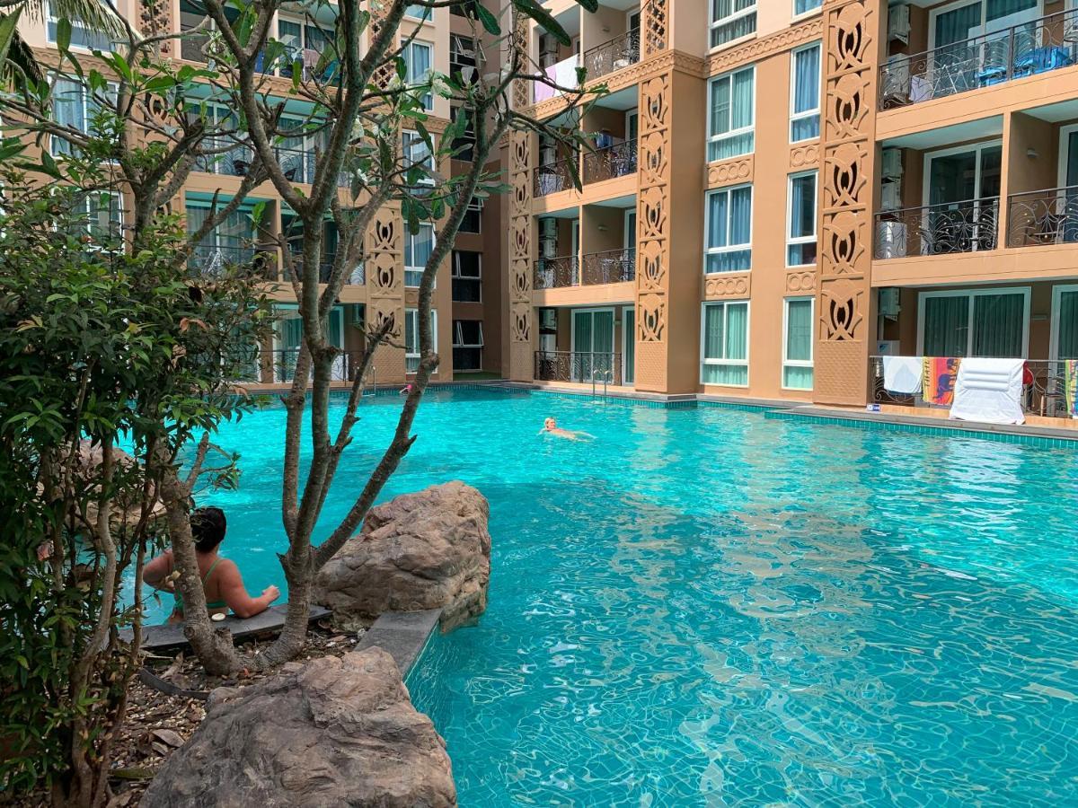 Atlantis Condo Resort Jomtien Beach Exterior foto