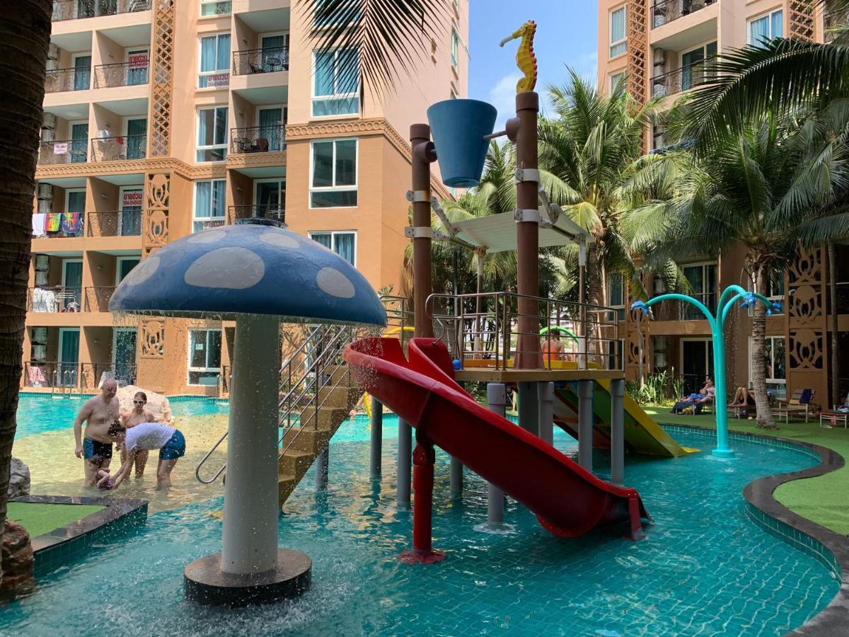 Atlantis Condo Resort Jomtien Beach Exterior foto