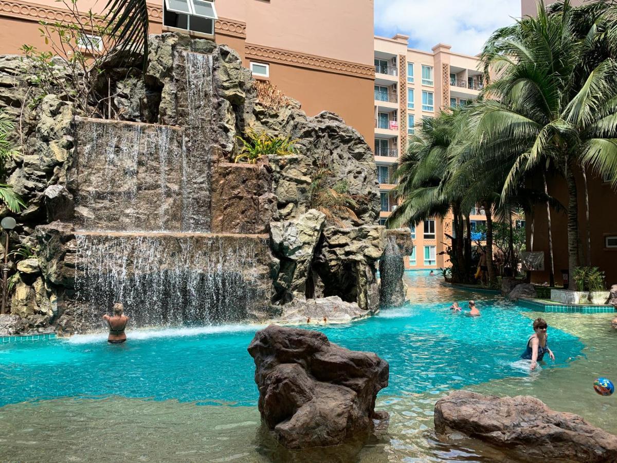 Atlantis Condo Resort Jomtien Beach Exterior foto