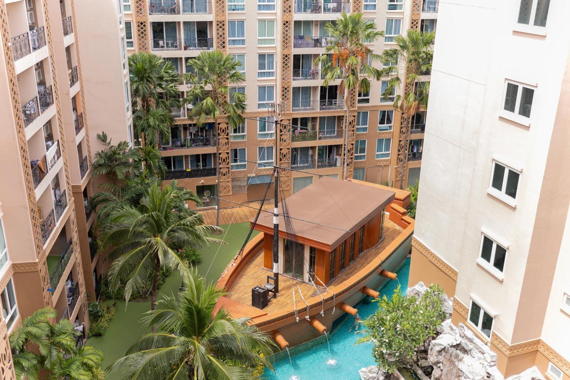 Atlantis Condo Resort Jomtien Beach Exterior foto