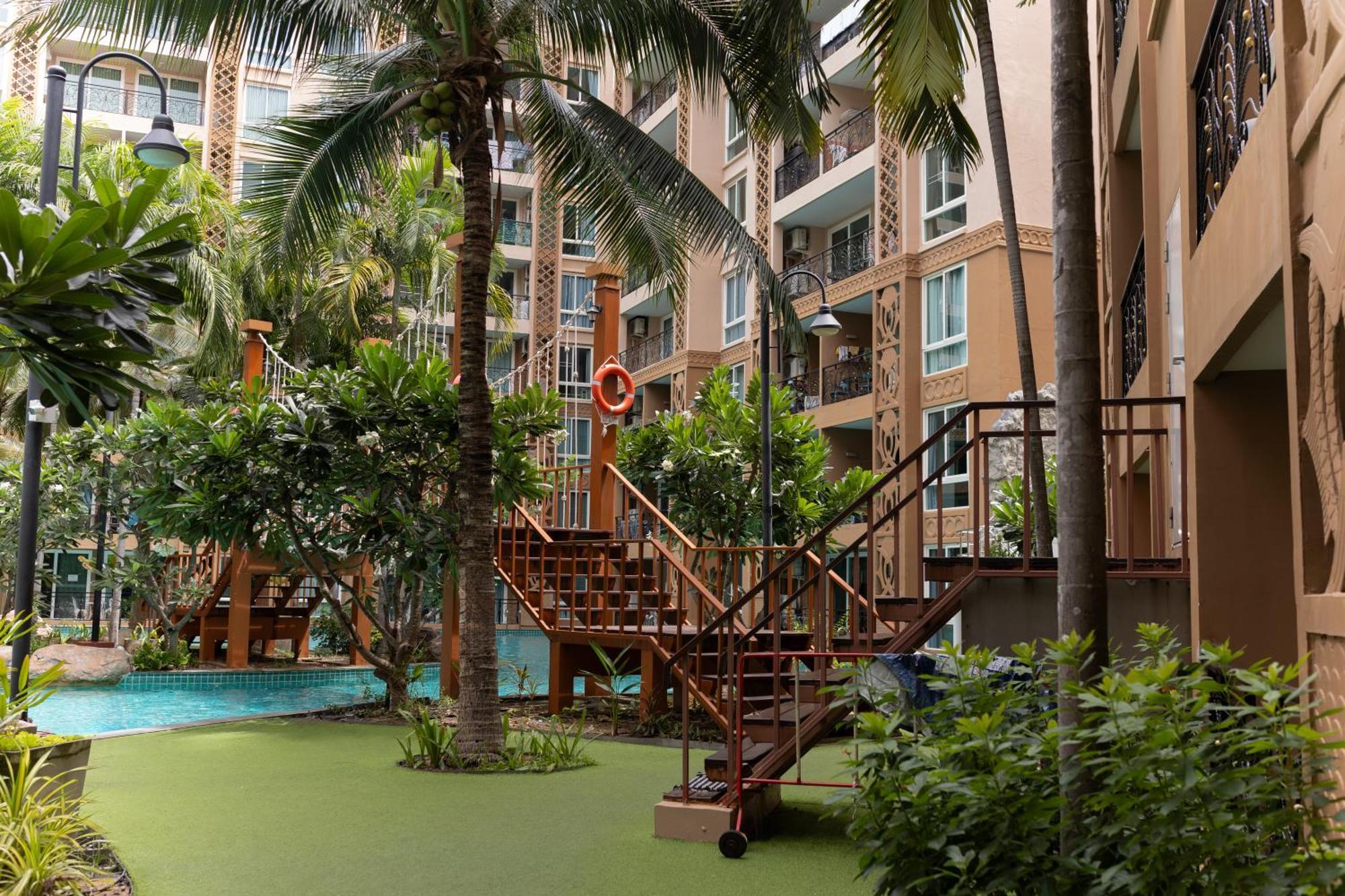 Atlantis Condo Resort Jomtien Beach Exterior foto