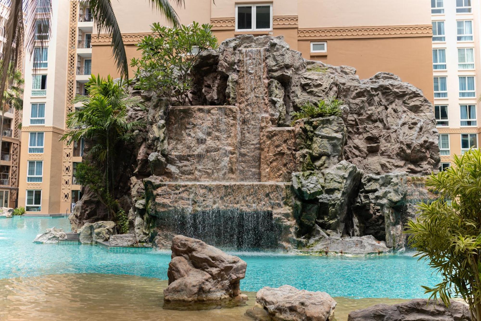 Atlantis Condo Resort Jomtien Beach Exterior foto