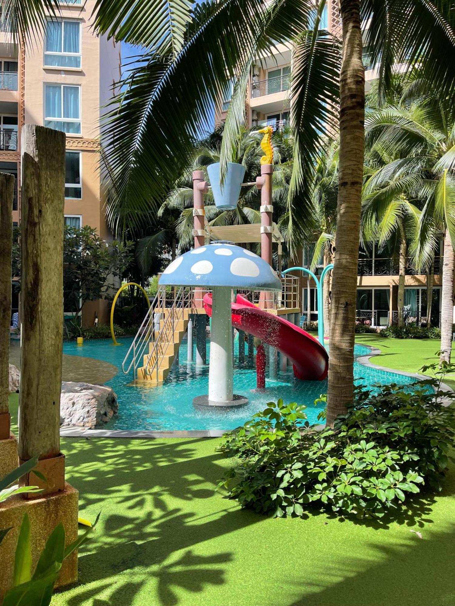 Atlantis Condo Resort Jomtien Beach Exterior foto
